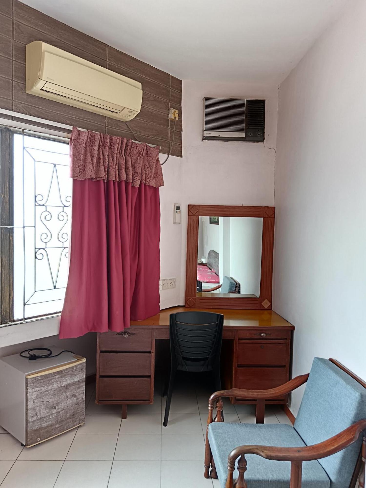 New Budget Inn Hotel Chukai Экстерьер фото