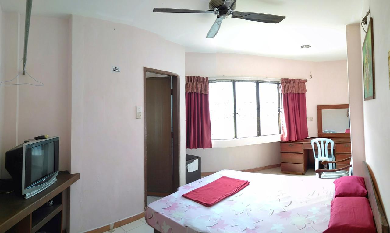New Budget Inn Hotel Chukai Экстерьер фото