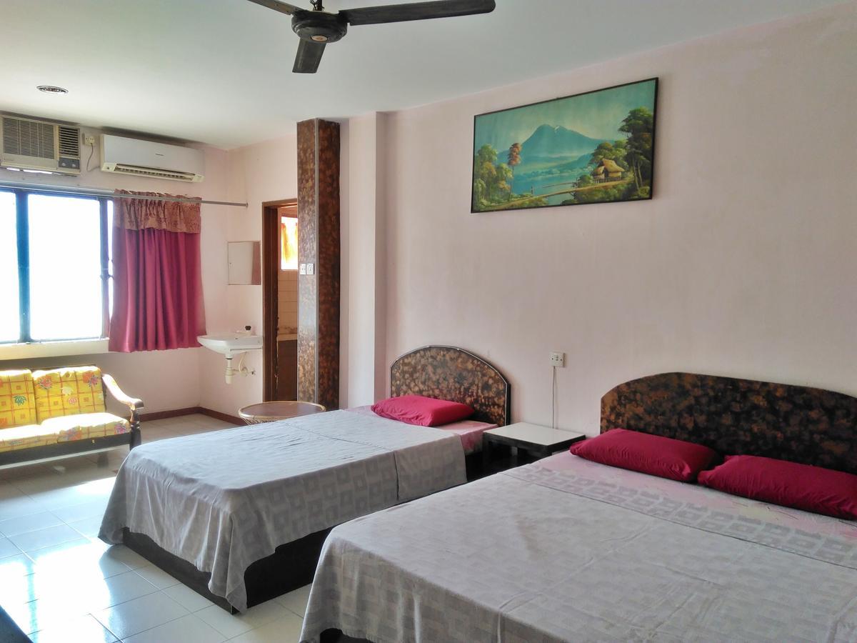 New Budget Inn Hotel Chukai Экстерьер фото